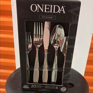 Oneida Ethan Silver Flatware Set
